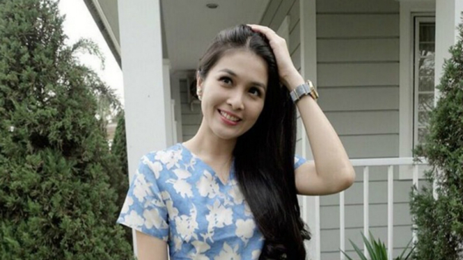 Sandra Dewi