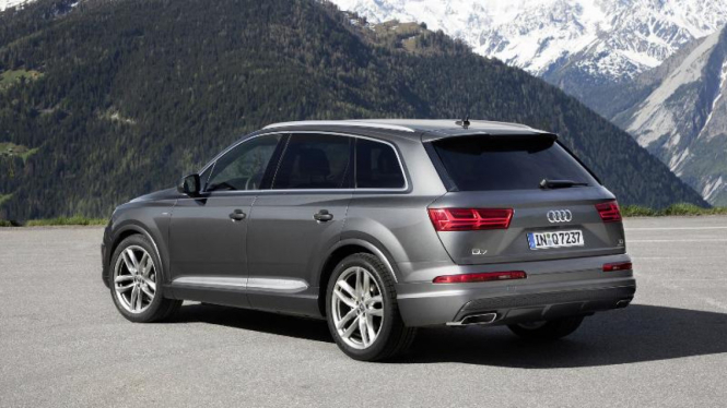 Audi Q7.