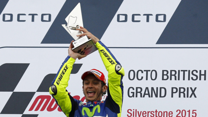Valentino Rossi Juarai GP Silverstone Inggris