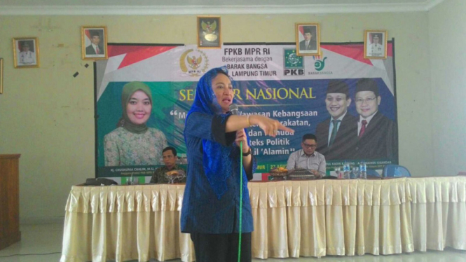 Wakil Ketua Fraksi PKB MPR Dr. Anna Mu'awanah 