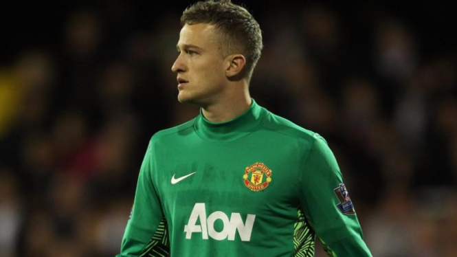 Penjaga gawang baru West Bromwich Albion, Anders Lindegaard