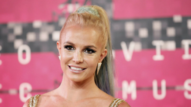 Britney Spears di acara MTV Music Awards 2015