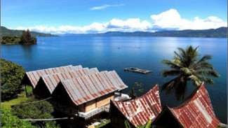 Destinasi Wisata, Alasan Indonesia 'Jual' Danau Toba