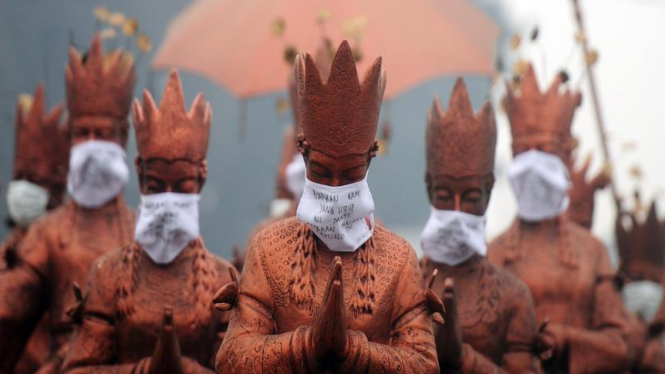 Protes bencana kabut asap di Indonesia