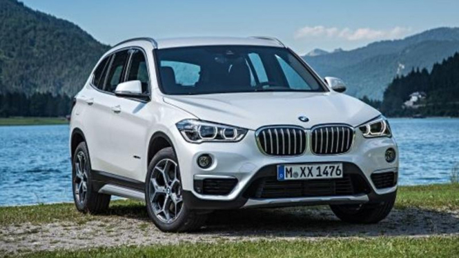 BMW X1.