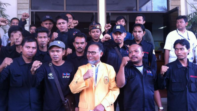 Wakil Ketua KPK non aktif Bambang Widjojanto, di Kejari Jakarta Pusat