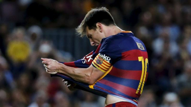 Reaksi pemain Barcelona, Lionel Messi, usai gagal penalti