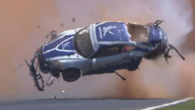 Mobil Pedro Piquet mengalami kecelakaan
