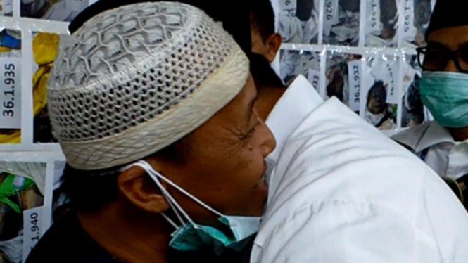 Suparno Ikhlas Lihat Foto Istrinya di Daftar Jemaah Wafat