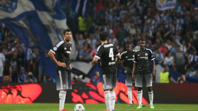 Pemain Chelsea saat tumbang di tangan Porto