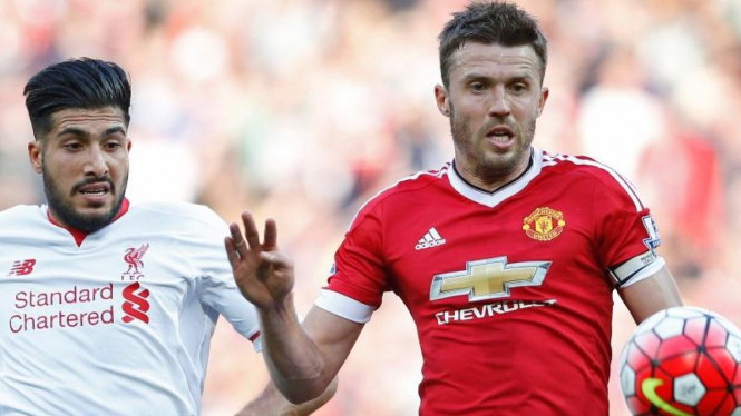 Gelandang Manchester United, Michael Carrick (kostum merah)