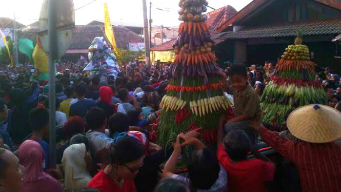 Gunungan di Pasar Ngasem, Yogyakarta
