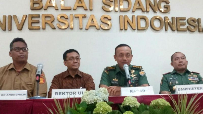KSAD Jenderal TNI Mulyono saat berada di Balai Sidang UI, Depok