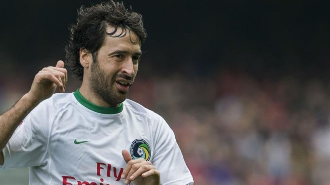 Striker New York Cosmos, Raul