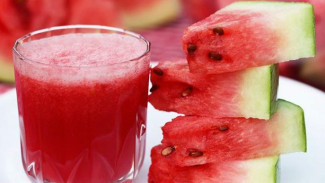 Kecilkan Lingkar Perut dengan Lima Minuman Ini