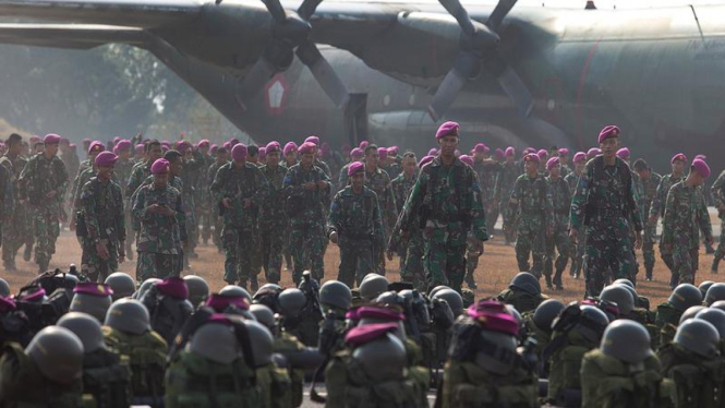 Prajurit TNI kembali diterjunkan untuk penanganan kabut asap di Sumatera