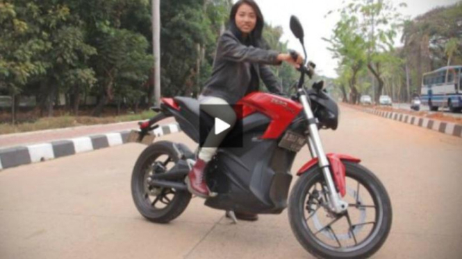 Test Ride Zero Motorcycles.