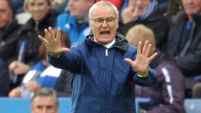 Pelatih Leicester City, Claudio Ranieri.