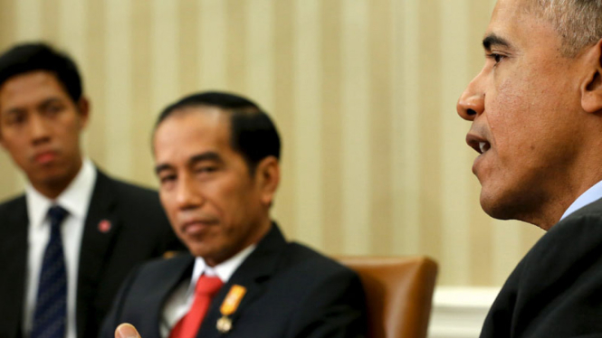 Gaya Presiden Jokowi Saat Bertemu Obama di Gedung Putih