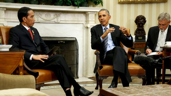 Gaya Presiden Jokowi Saat Bertemu Obama di Gedung Putih