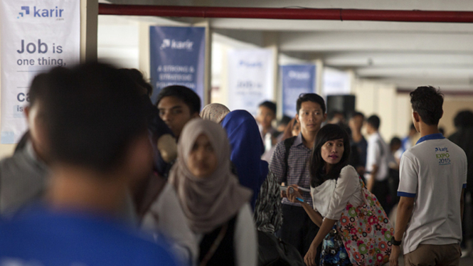 Pencari kerja padati bursa kerja