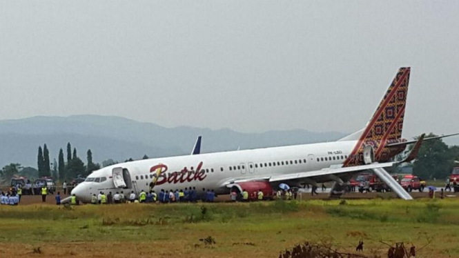 Pesawat Batik Air Tergelincir di Yogyakarta