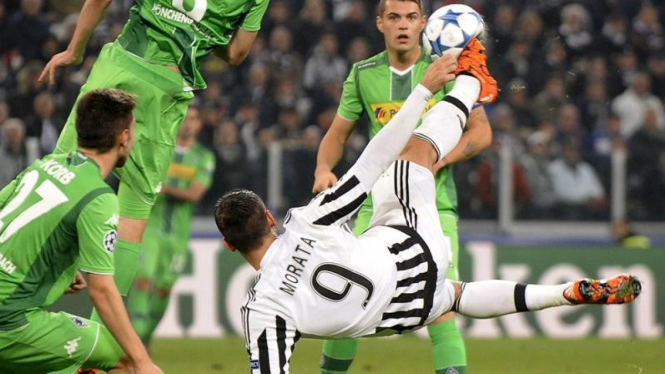 Striker Juventus, Alvaro Morata (nomor 9).