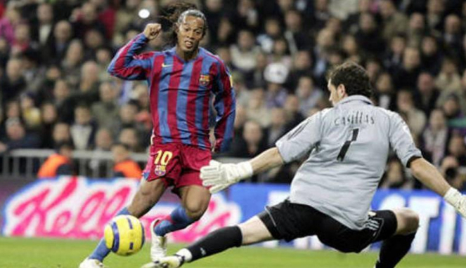 Pemain Barcelona, Ronaldinho melawan Real Madrid pada 2005
