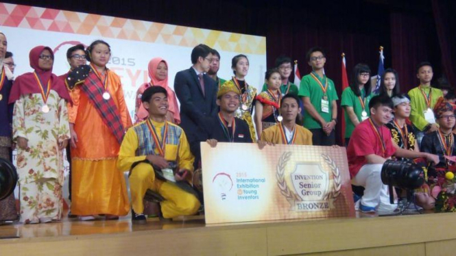  Pelajar Harumkan Indonesia di Kompetisi Iptek Internasional