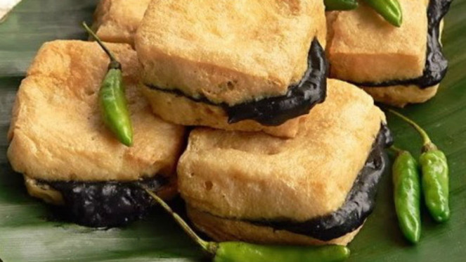Tahu petis 