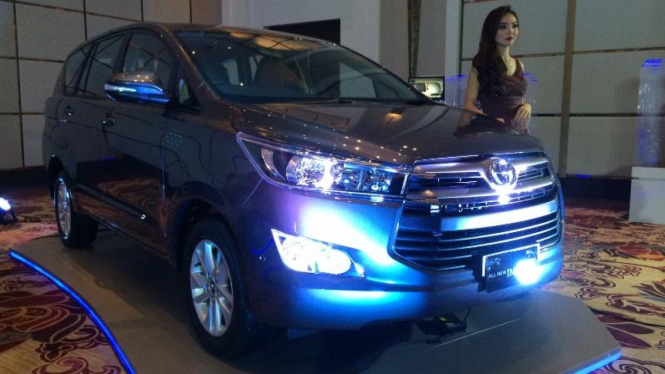 Harga Innova Kemahalan Ini Kata Toyota