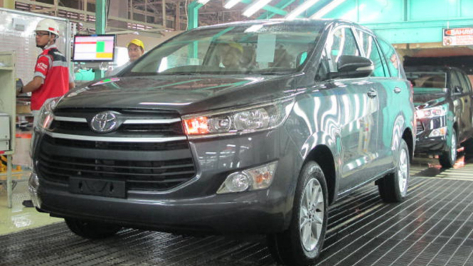 Perakitan All New Kijang Innova di Pabrik Toyota Karawang 1