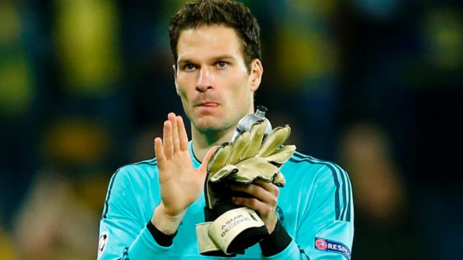 Eks penjaga gawang Chelsea, Asmir Begovic