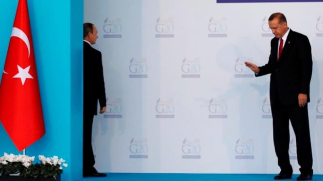 Presiden Rusia Vladimir Putin dan Presiden Turki Recep Tayyip Erdogan