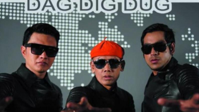 Aldi Taher, Bang ocid, Bobby Maulana