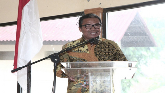 Anggota Fraksi PKS MPR RI Dr. Hermanto SE, MM 