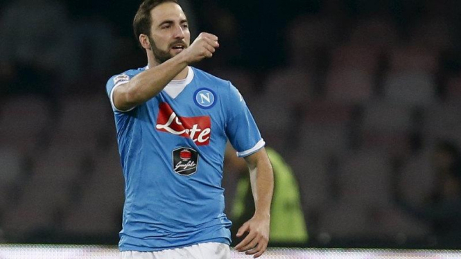 Penyerang Napoli, Gonzalo Higuain