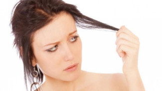 Sembilan Kebiasaan yang Bikin Rambut Susah Panjang