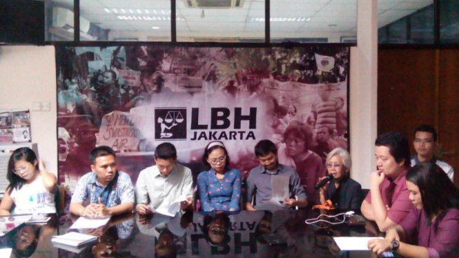 Sejumlah aktivis HAM menggelar jumpar pers di LBH Jakarta.