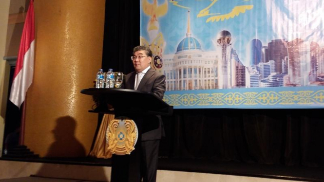 Duta Besar Kazakhstan untuk Indonesia, Askhat T Orazbay