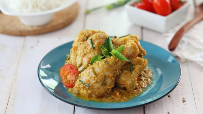 Memasak Ayam Woku ala Heat & Eat 