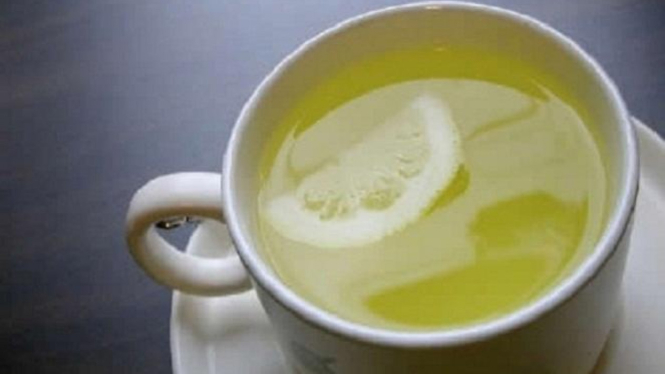 Delapan Manfaat Minum Air Jeruk Nipis Hangat Viva
