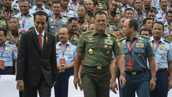 Jokowi buka rapim TNI sebelumnya.