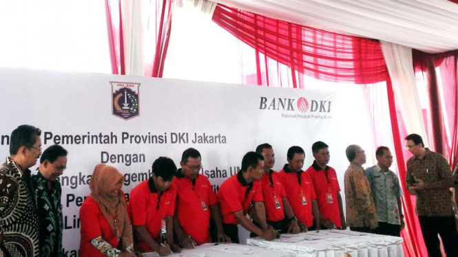 Pemprov DKI Jakarta Salurkan Fasilitas Kredit Kepada PKL.