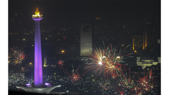 Suasana malam tahun baru di Jakarta