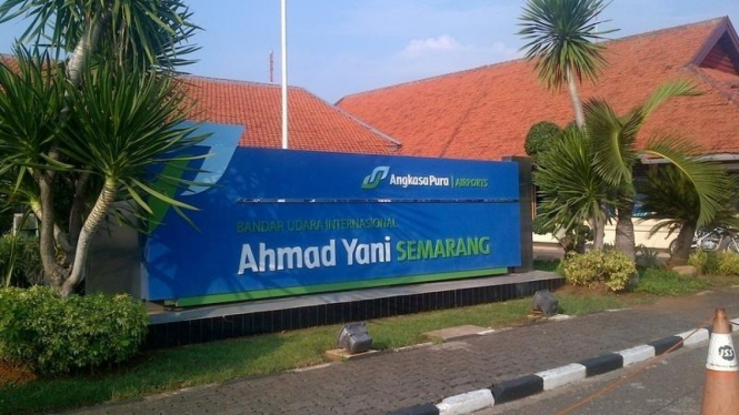 Bandara Internasional Ahmad Yani di Semarang, Jawa Tengah.