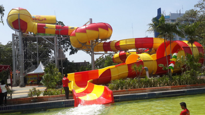 Dragon Slide wahan baru di Atlantis Water Adventures, Ancol Taman Impian