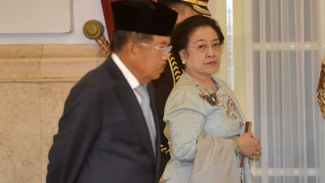 Megawati Soekarnoputri dan Wapres Jusuf Kalla.