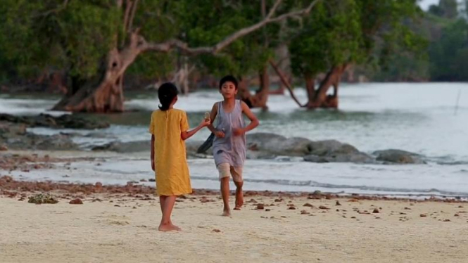 Salah satu adegan Film Anak Pulau