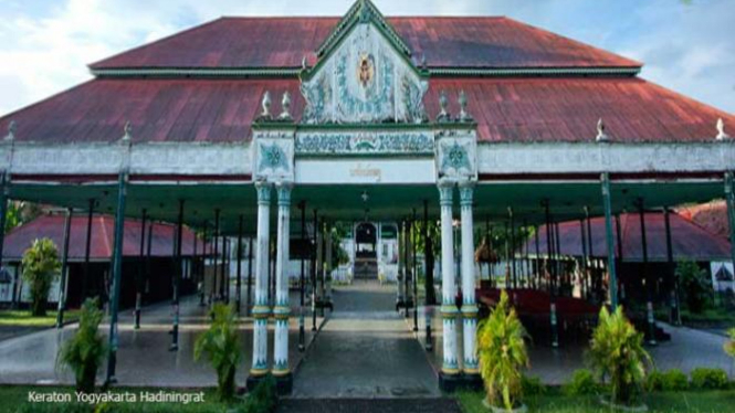 Keraton Yogyakarta Hadiningrat.